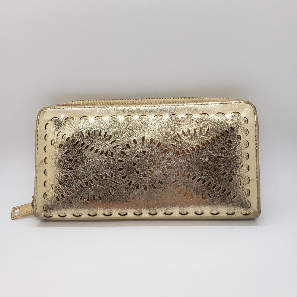 Urban Expressions Metallic Gold Zipper Wallet